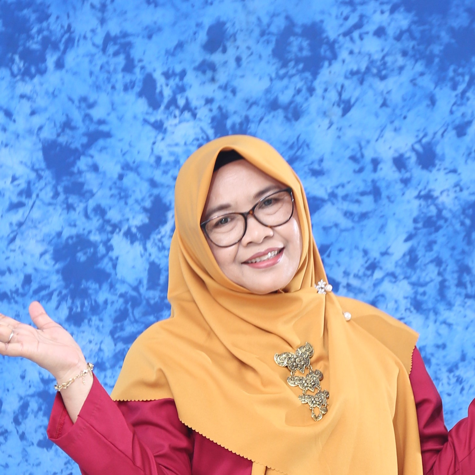 Hj. AAH KONAAH HANDAYANI, S. Pd., M. Pd.